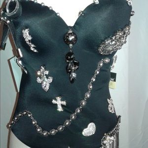 ALL EYES ON ME DIAMOND PRINCESS BOUSTIERE